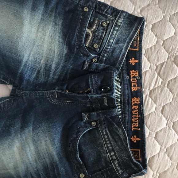 2 jeans - 1x KUT and 1 x Rock revival jeans - Picture 8 of 9